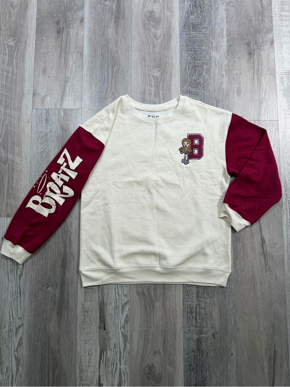 BRATZ Two-Tone Crewneck Sweatshirt - Cream & Burgundy